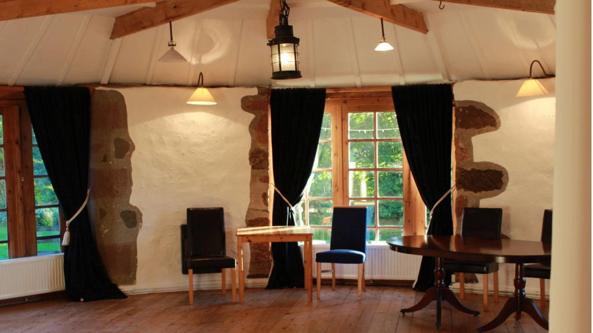 Lodge At Lochside Bridgend of Lintrathen Exteriér fotografie